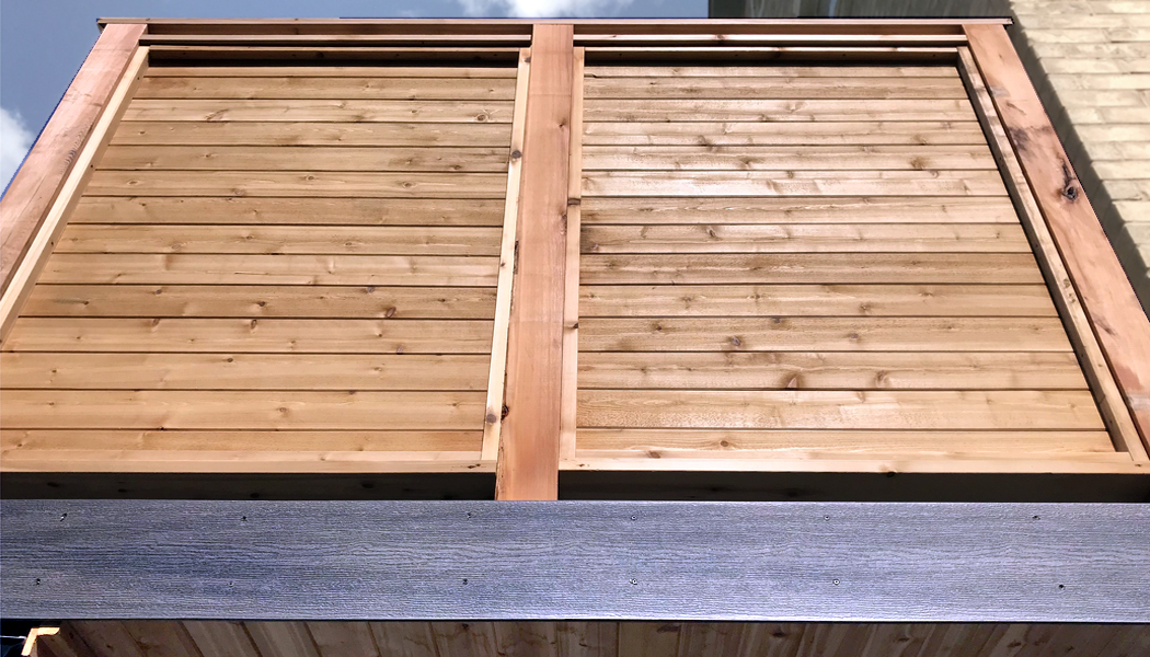 Aluminum+InvisiRail&reg; Composite Deck