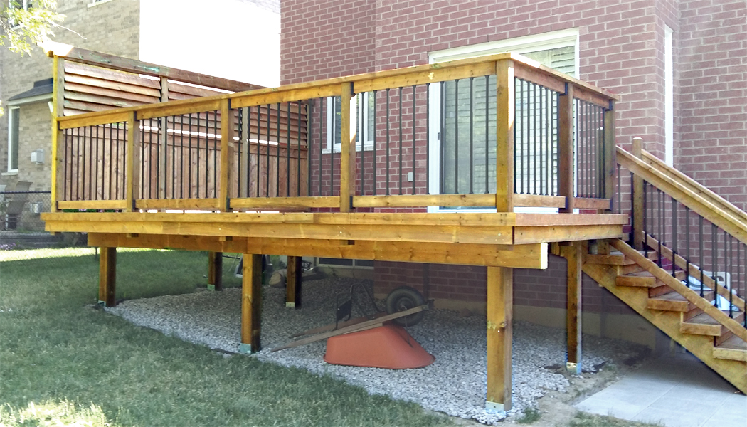 <sup>&reg;</sup> MicroPro Sienna Deck & Patio Slabs